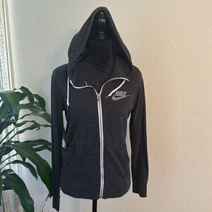 Womens Nike zip up lightweight hooded jacket